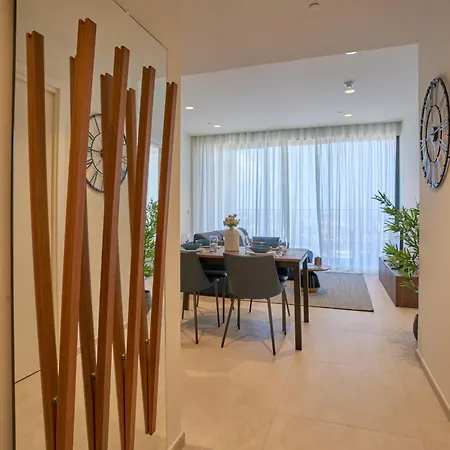 Mercury Tower With Stunning Sea Views San Ġiljan